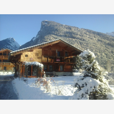 image_Chalet 12 personnes avec piscine et spa
