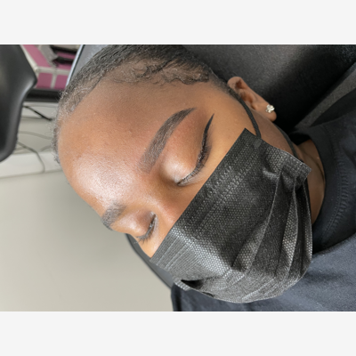 image_Maquillage permanent des sourcils