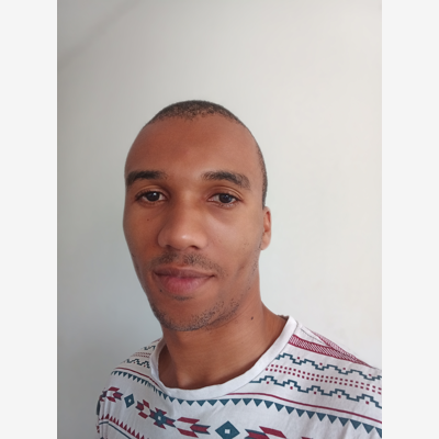 image_Titulaire de licence donnant cours de maths et Physique - Cours de Maths et Physique avec Fred