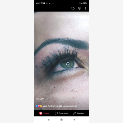image_Technicienne en beauté du regard et blanchiment dentaire américain