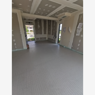 image_Pose carrelage travertin et parquets maison neuve 98m2 + pose plinthes
