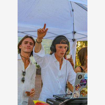 image_Offre de DJ pour votre soirée - matériel inclus (lumières, son, fumée etc...)