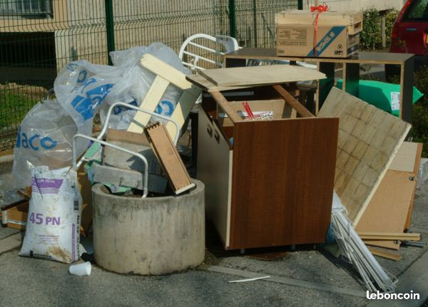 image_Enlèvements Évacuation d'encombrants déchets verts