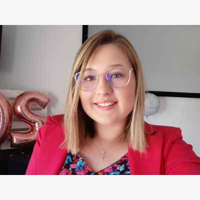 image_Laurine, 21 ans, baby-sitter.