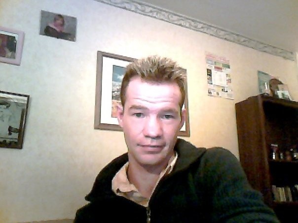 image_homme toutes mains