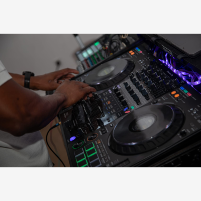 image_Dj professionnel mariage, anniversaire et soirée d'entreprise