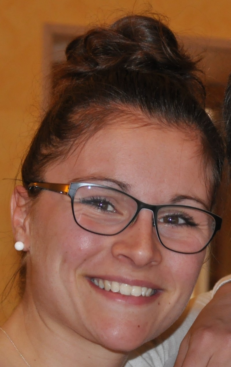 image_Etudiante souriante, dynamique, sportive et sérieuse