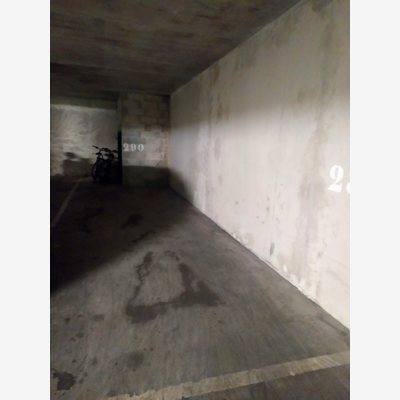 image_Loue place double de parking soir de match ou mensuel 13010