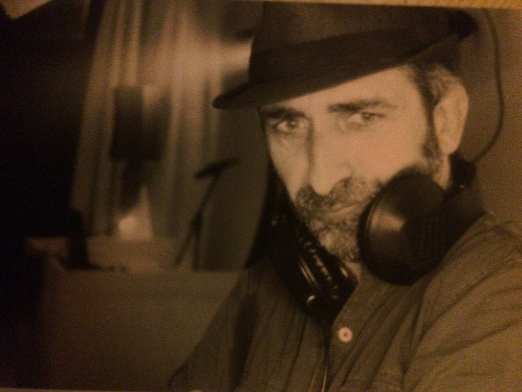 image_Disc-jockey, animateur DJ, mix live
