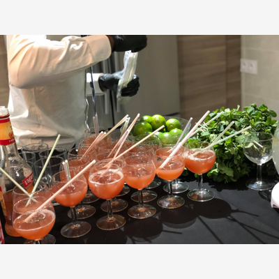 image_Jeune barman "Préparation de Cocktails"