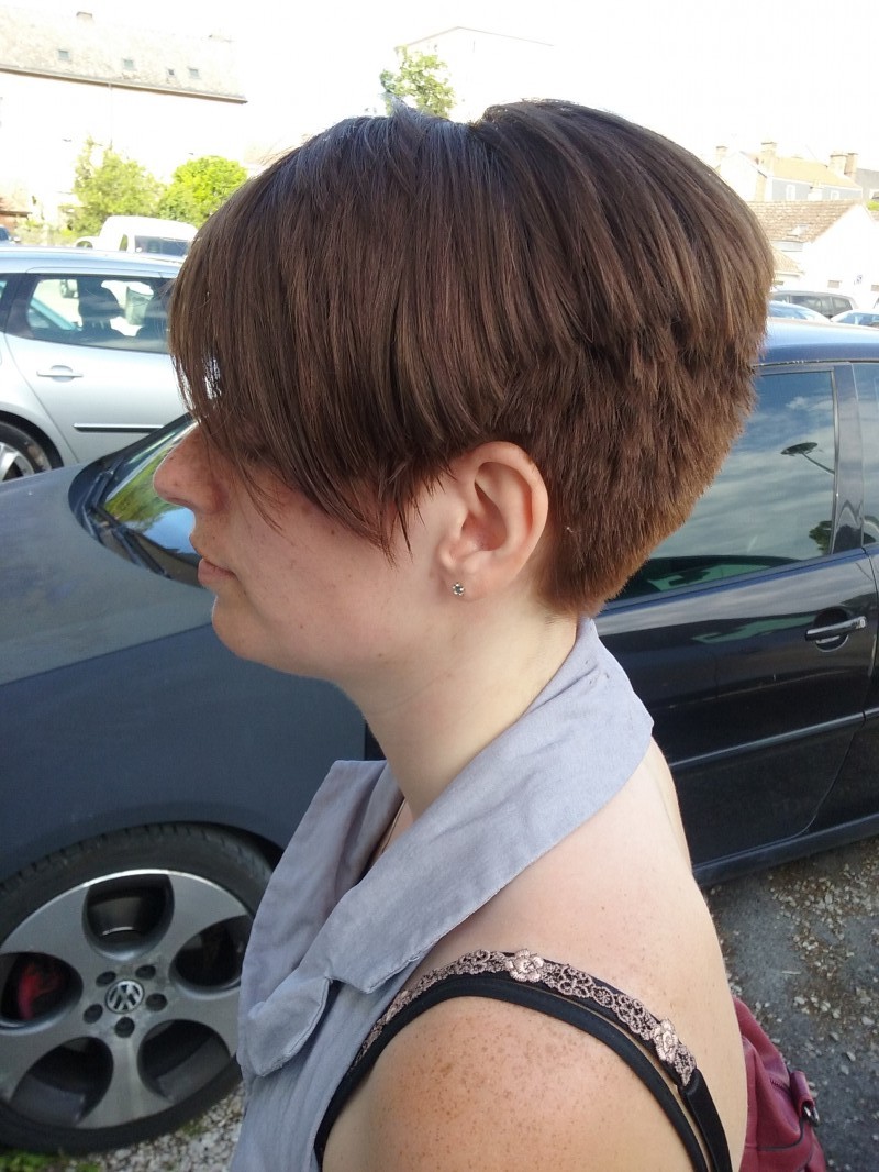 image_recherche personne pour coupe à petit prix