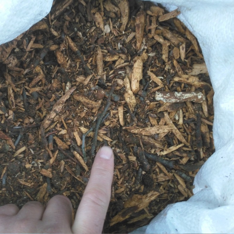 image_Paillage en copeaux de bois : production, vente et pose