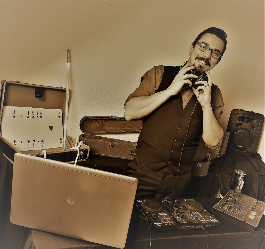 image_Dj Animateur , Magicien , Musicien/Chanteur