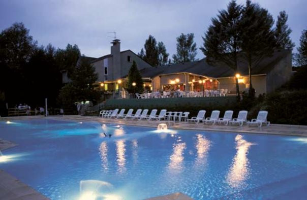 image_Serveurs (H/F) VILLAGE VACANCES