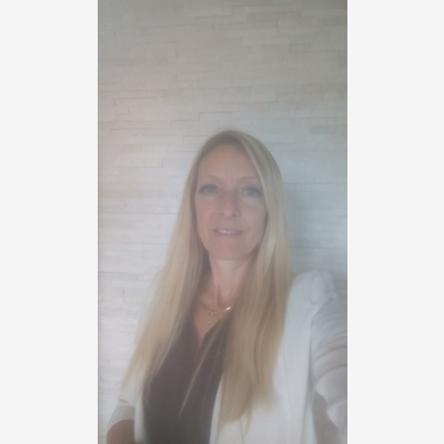 image_Recherche un poste d'Assistante administrative en contrat de professionnalisation afin de préparer un BTS Gestion PME en alternance, rentrée prévue très prochainement
