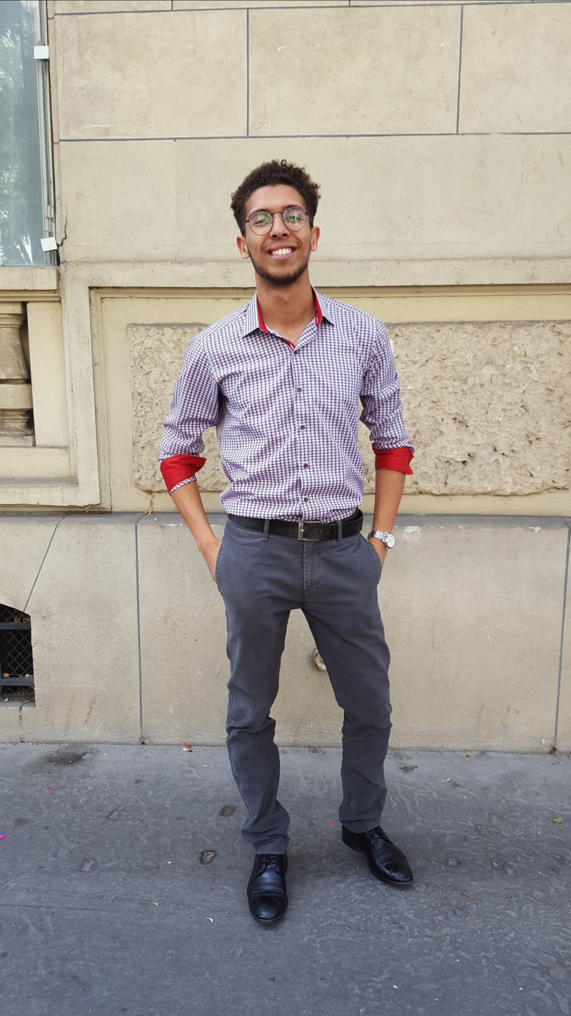 image_Étudiant ingénieur et ex classe préparatoire donne cours