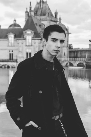 image_Modèle homme 20 ans cherche photographe