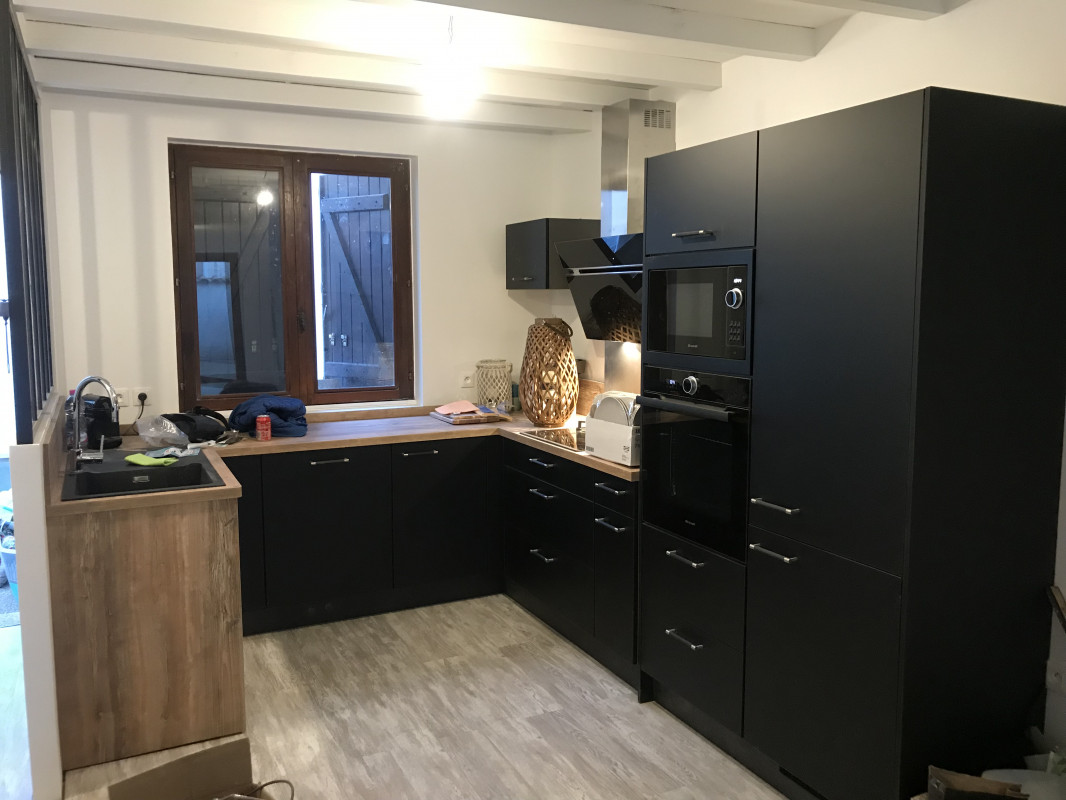 image_Disponible pour la plupart de vos travaux intérieurs