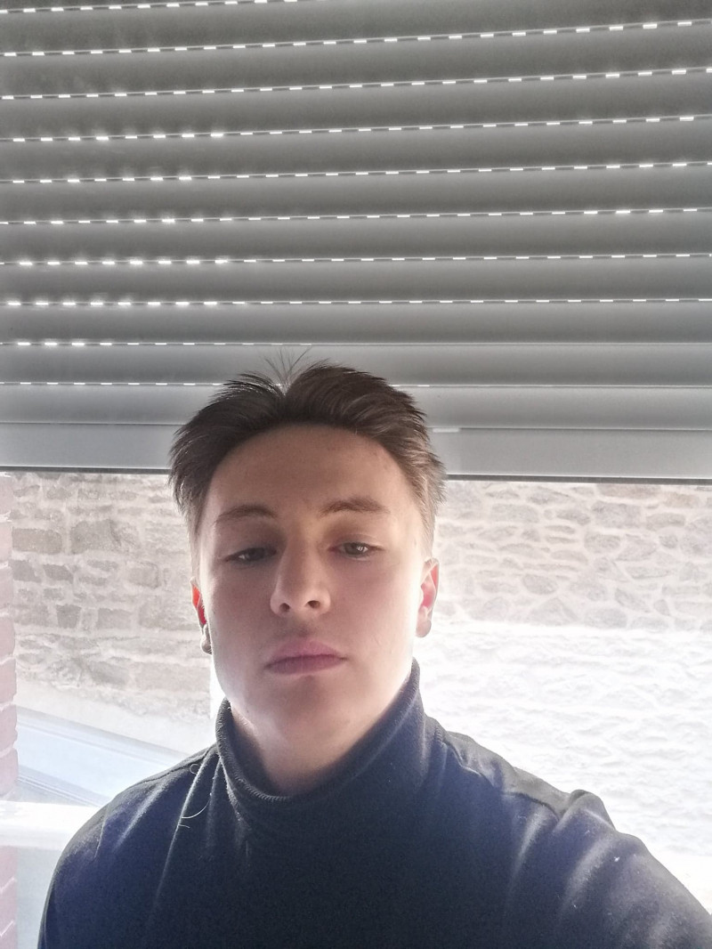 image_recherche d'emploie pour du baby-sitting