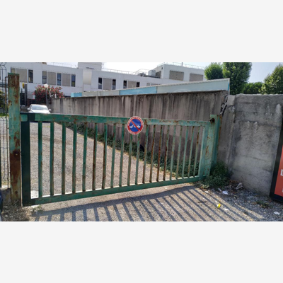 image_portail extérieur à repeindre
