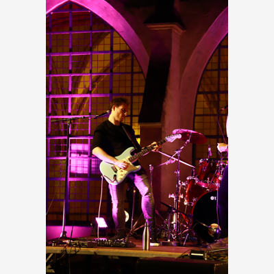 image_Jeune professeur de Guitare à domicile (Paris intra-muros)