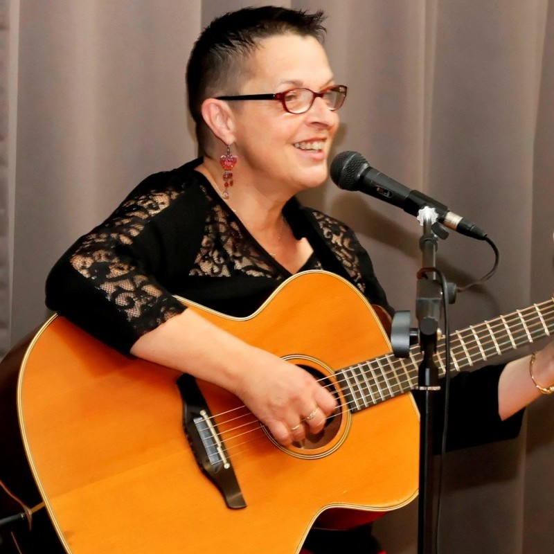 CLARIE auto entreprise animatrice musique